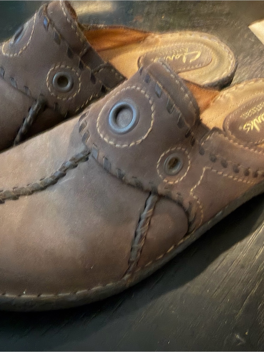 Clarks women’s Slip-On Leather clog